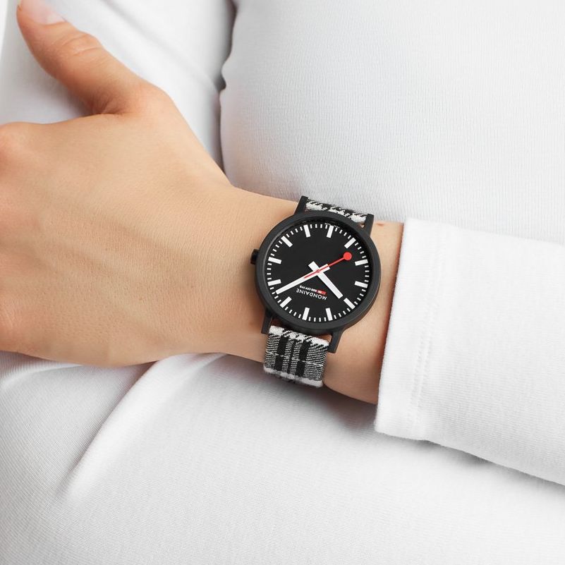 Mondaine Stylish Sustainable Watch