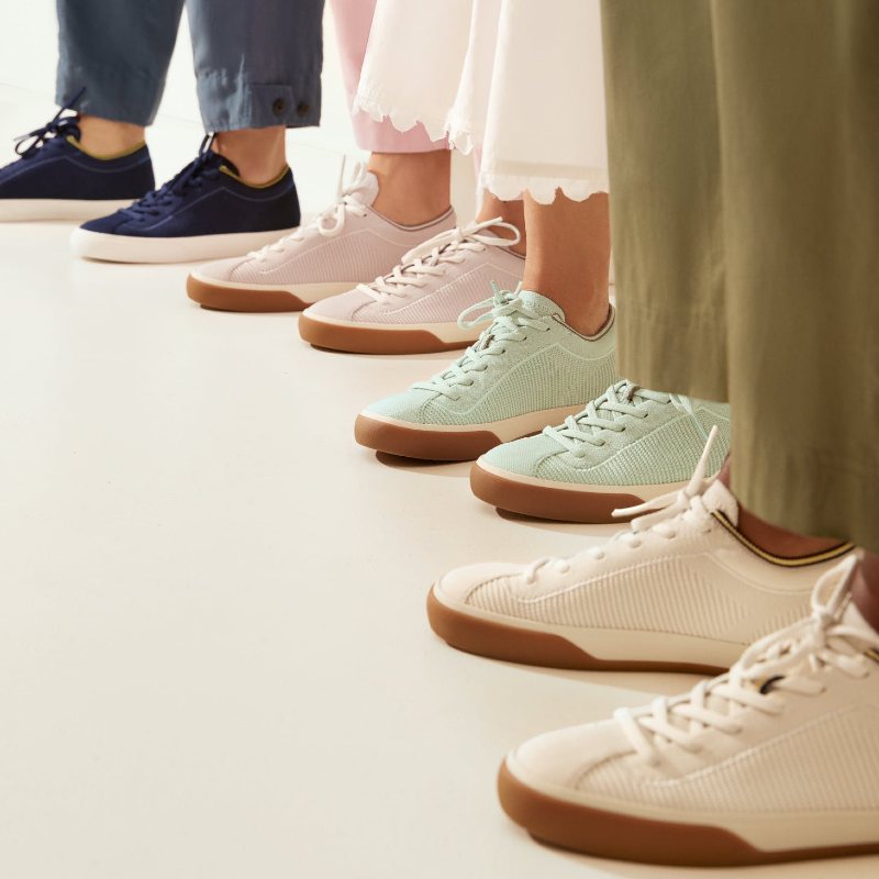 rothys recycled sustainable sneakers
